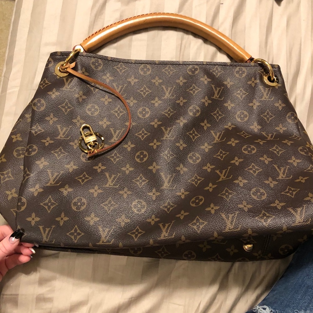 Louis Vuitton Artsy GM - Picture 12 of 15